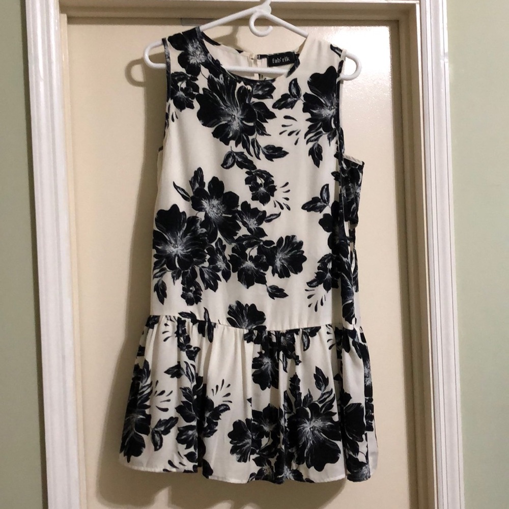 Black and white shift dress
